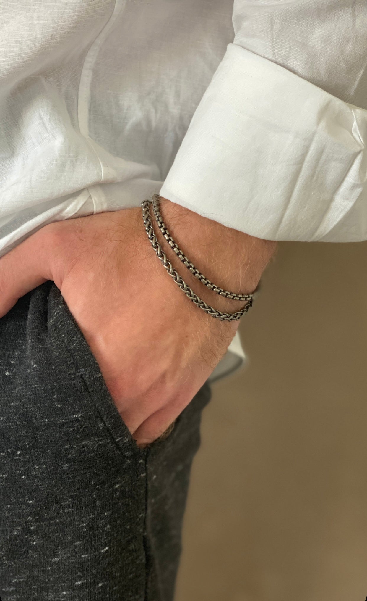 The Hudson wheat chain bracelet in oxidized Sterling silver.