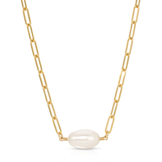 The Grace oval pearl necklace.