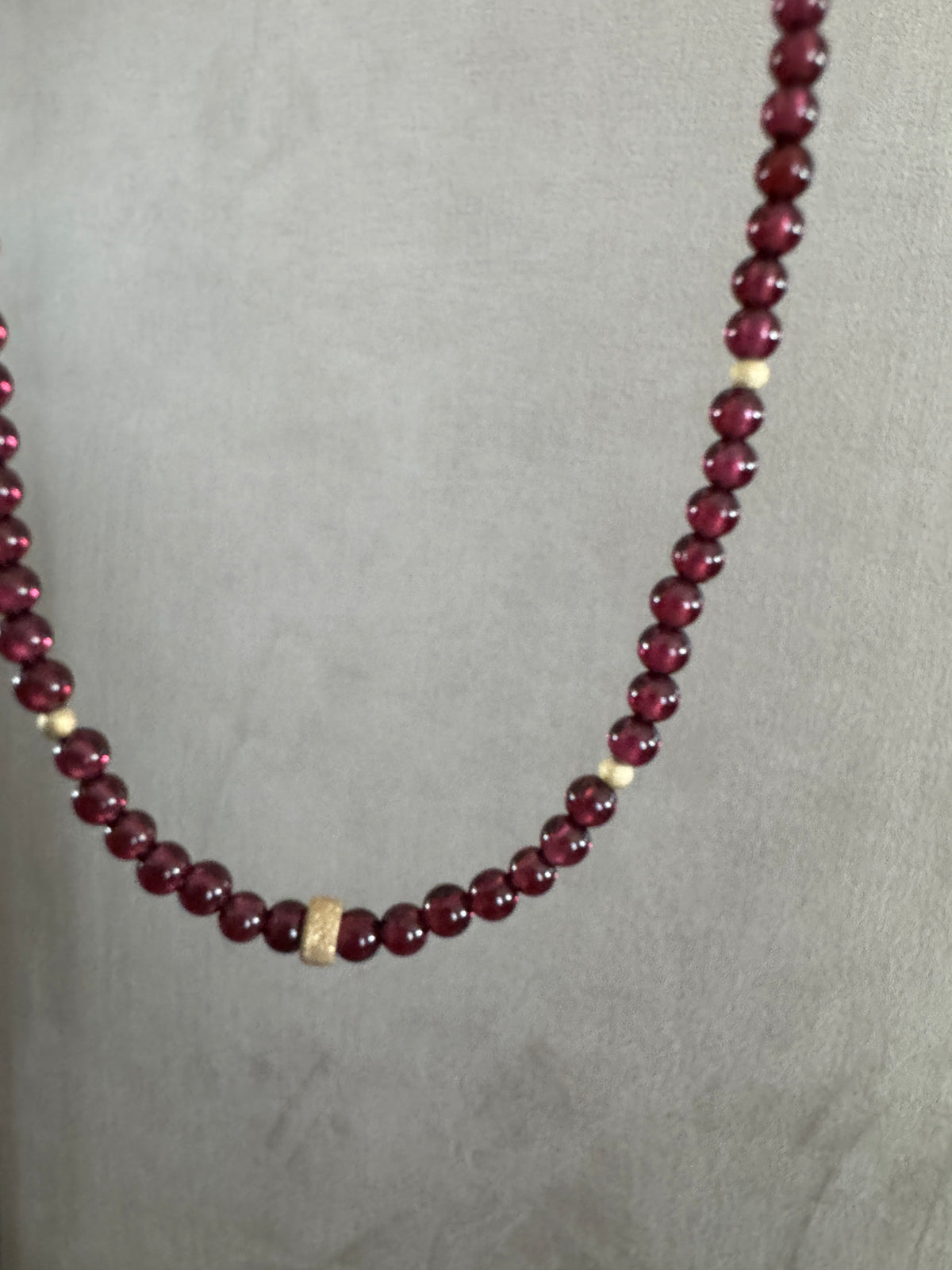 The Bordeaux necklace in Red Garnet