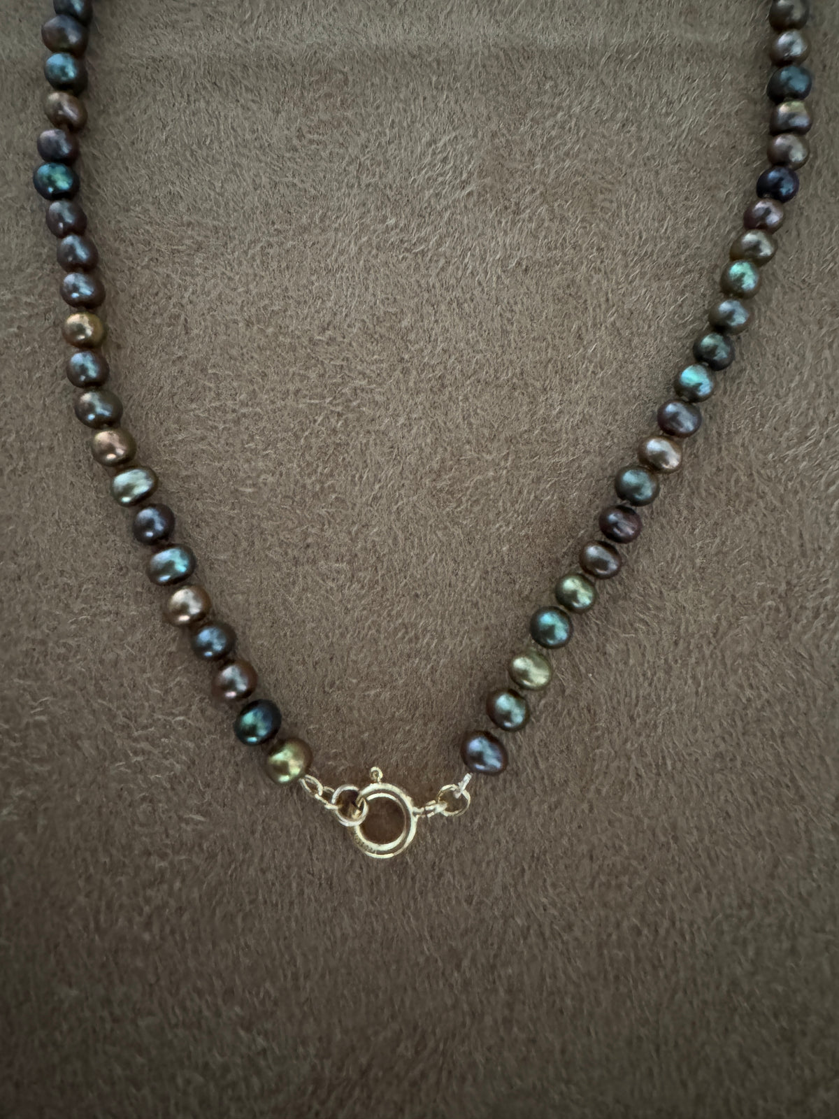 The Olivia Pearl necklace