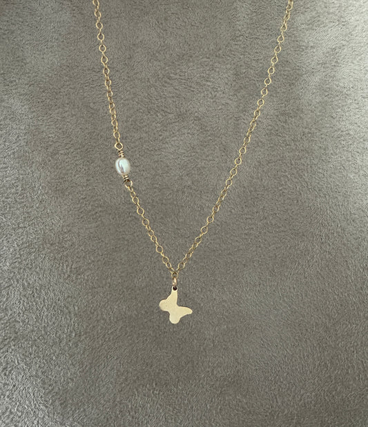 The Vanna butterfly & Pearl necklace in 14KT Gold filled.