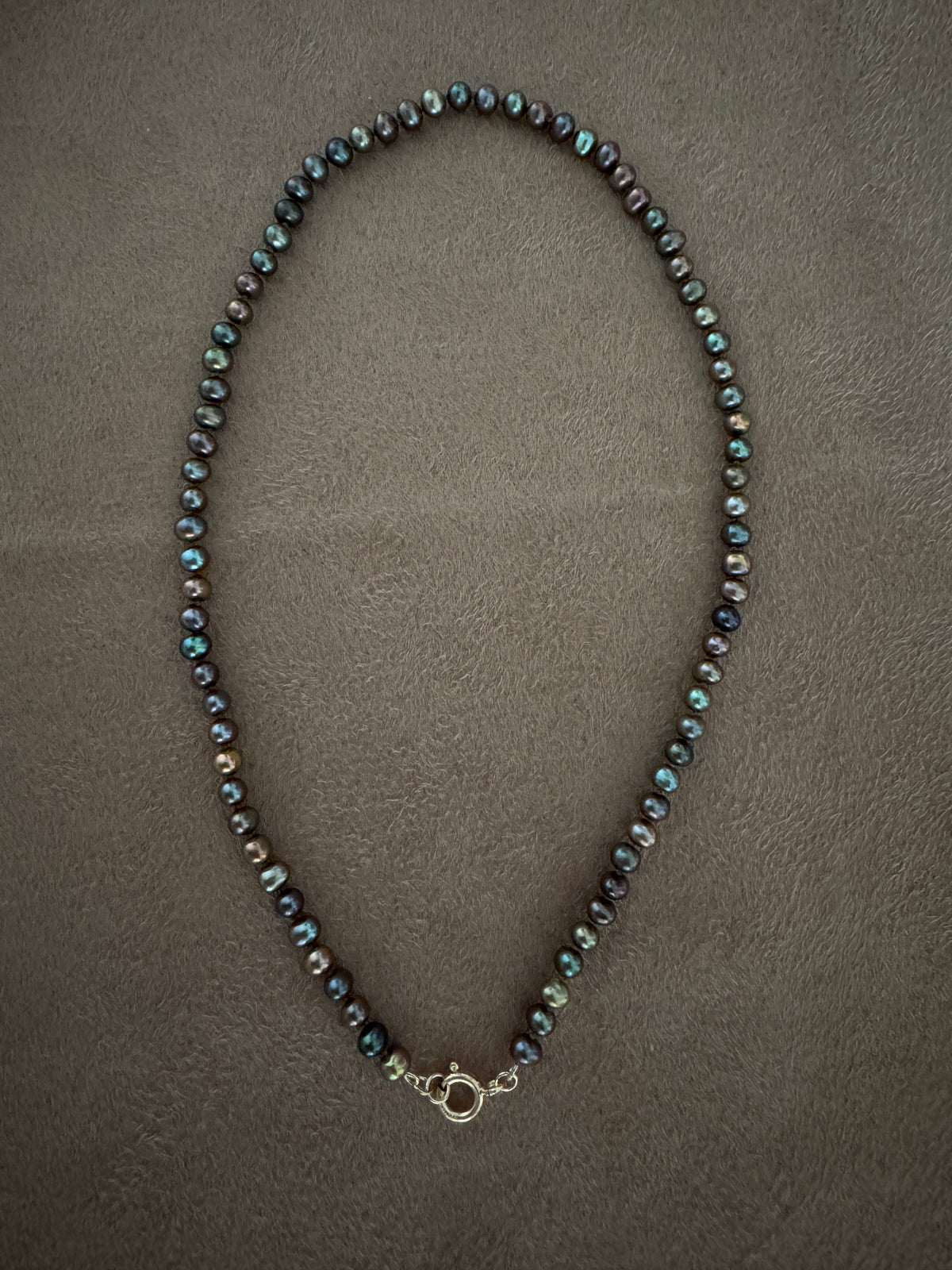 The Olivia Pearl necklace