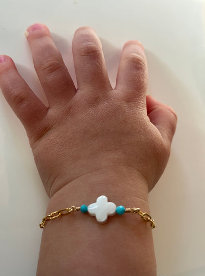 The Dolce bracelet for kids  in 14Kt Goldfilled.