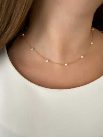 Margot necklace with Freshwater pearls in 14KT Goldfilled